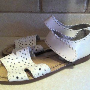 SAAN AND SUN WHITE LEATHER WOMENS SANDALS-8W